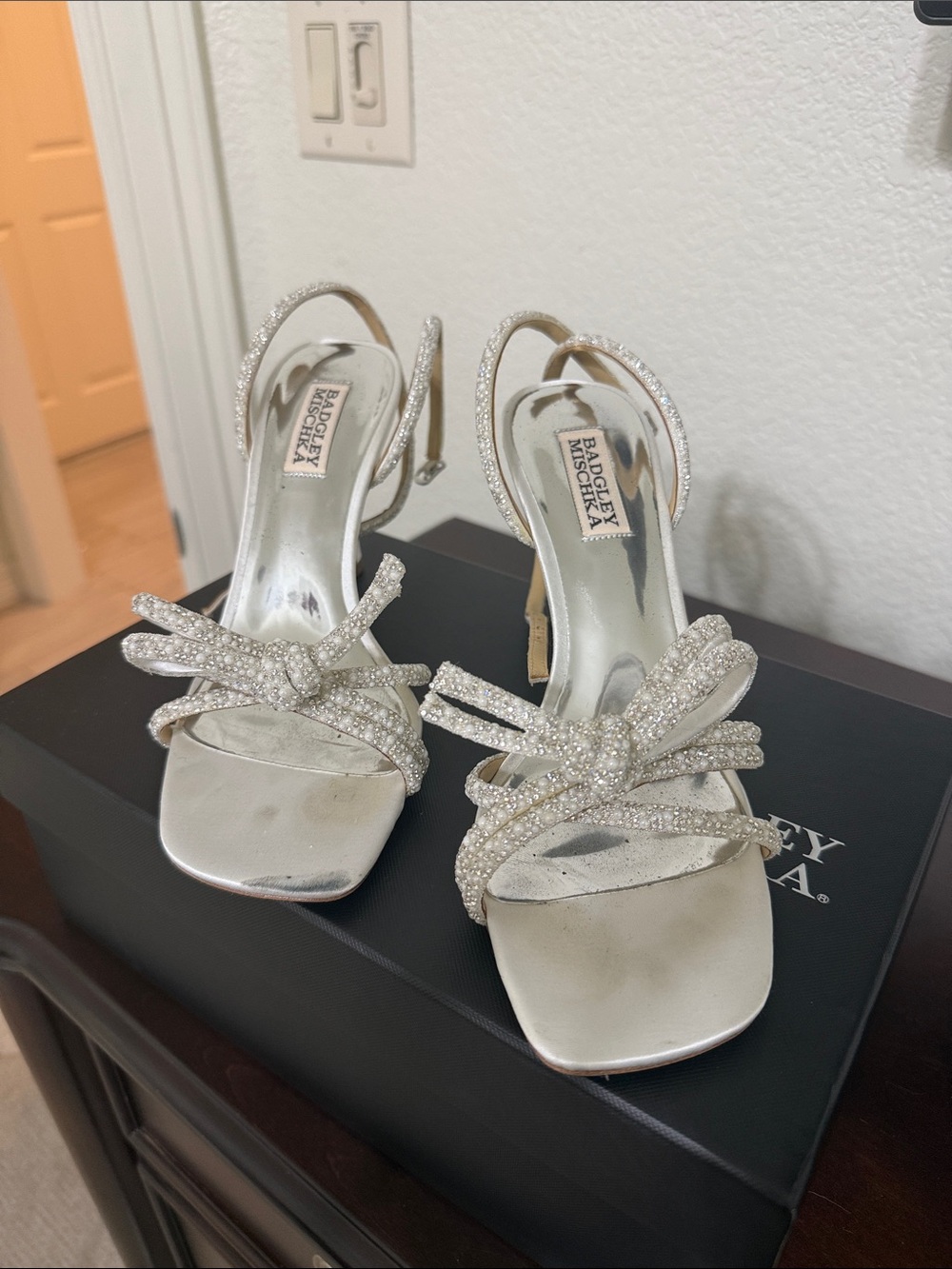 Badgley Mischka Silver Crystal Knot Slingback Heels